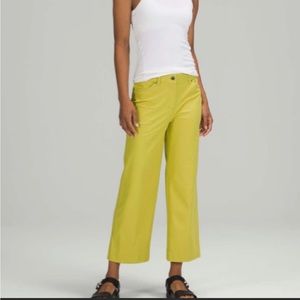 Lululemon City Sleek 5 Pocket High Rise Wide Leg 7/8 Pant - Yellow Pear Size 29
